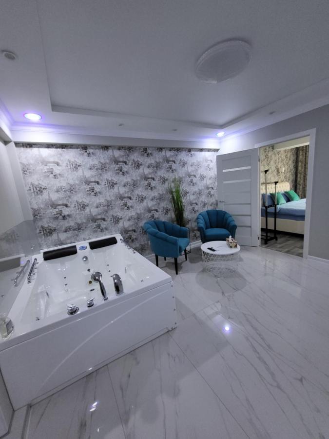 Vip Apartment For Lovers In Chisinau Exterior photo