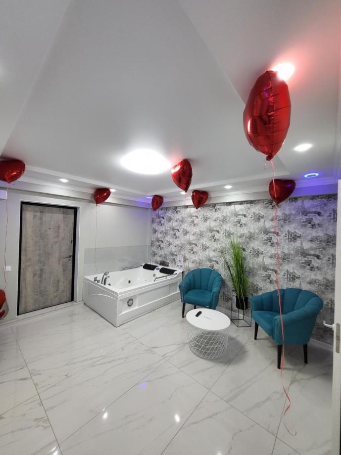 Vip Apartment For Lovers In Chisinau Exterior photo