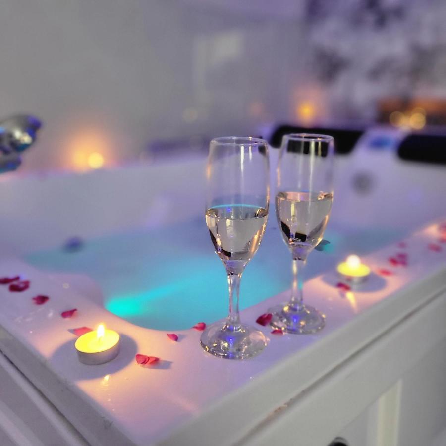 Vip Apartment For Lovers In Chisinau Exterior photo